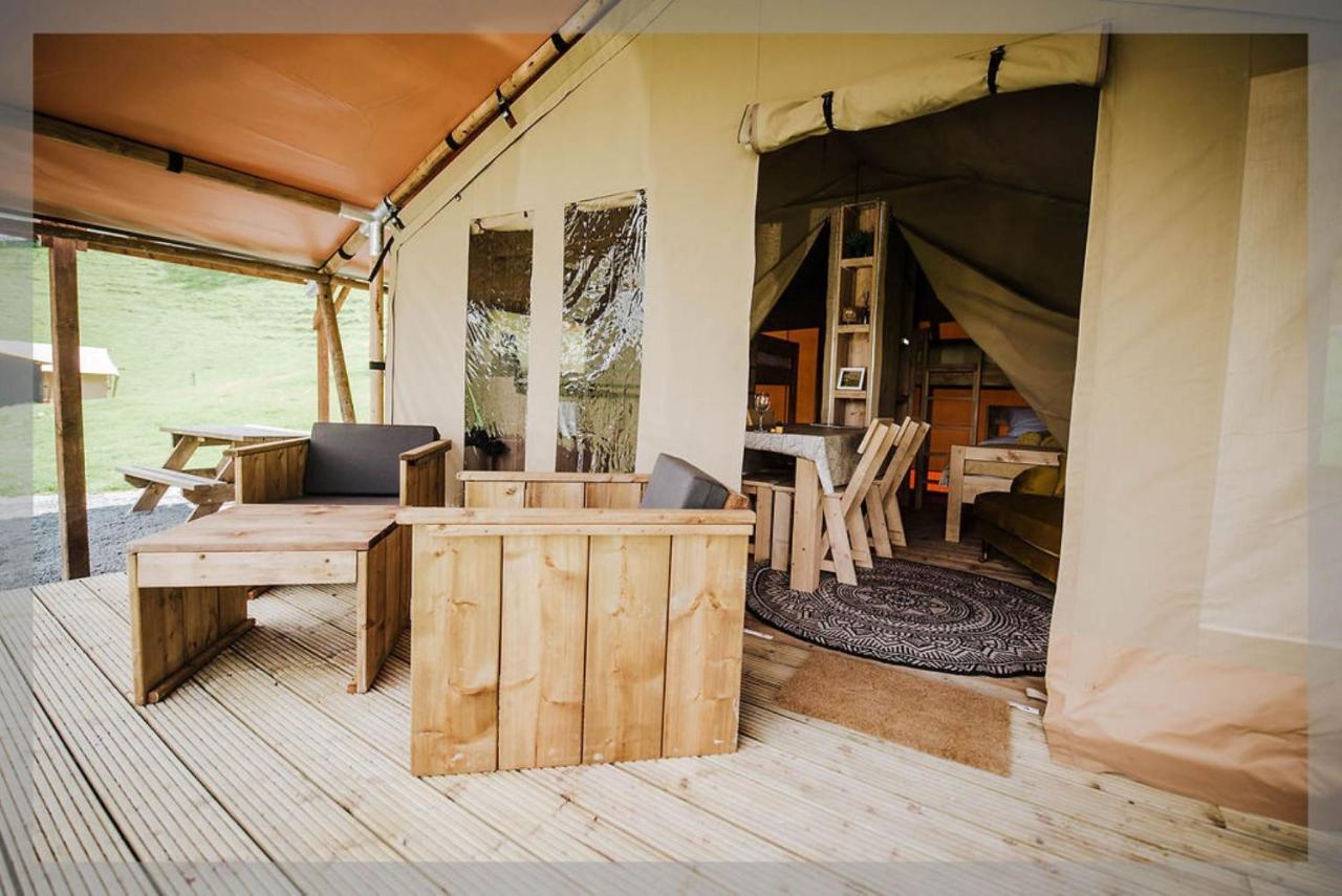 Ty Llewelyn Glamping & Camping Llanidloes Exterior foto